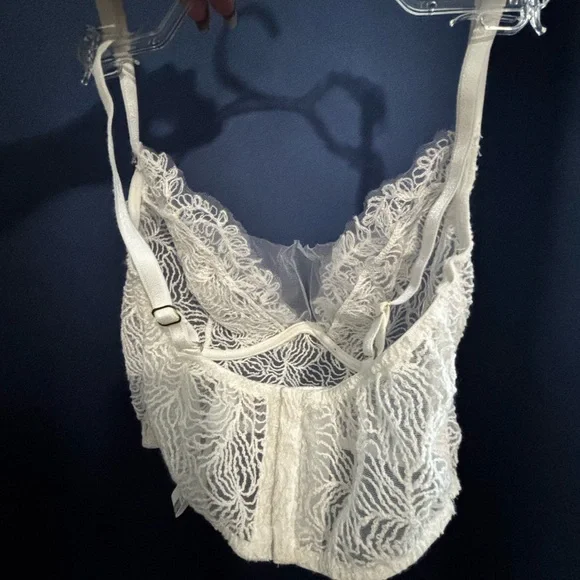 Ermanno Scervino Lace Bra in Cream - Picture 5 of 5
